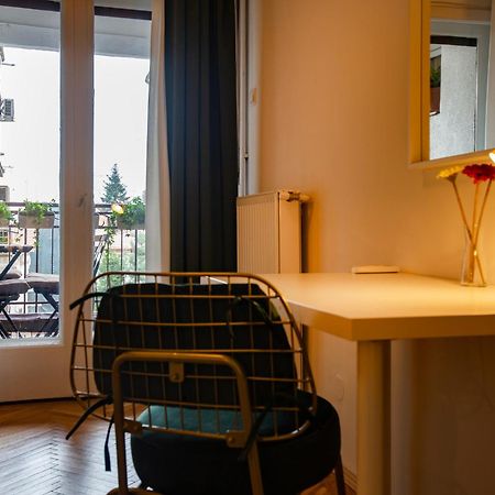 Ultracentral Hong Kong 3 Bdrm Apartment Bucarest Exterior foto
